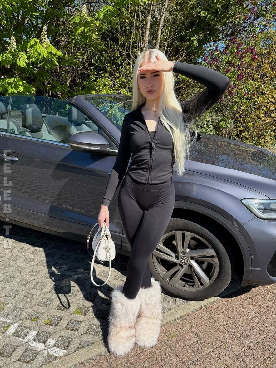 lenavsophie nude photo 1
