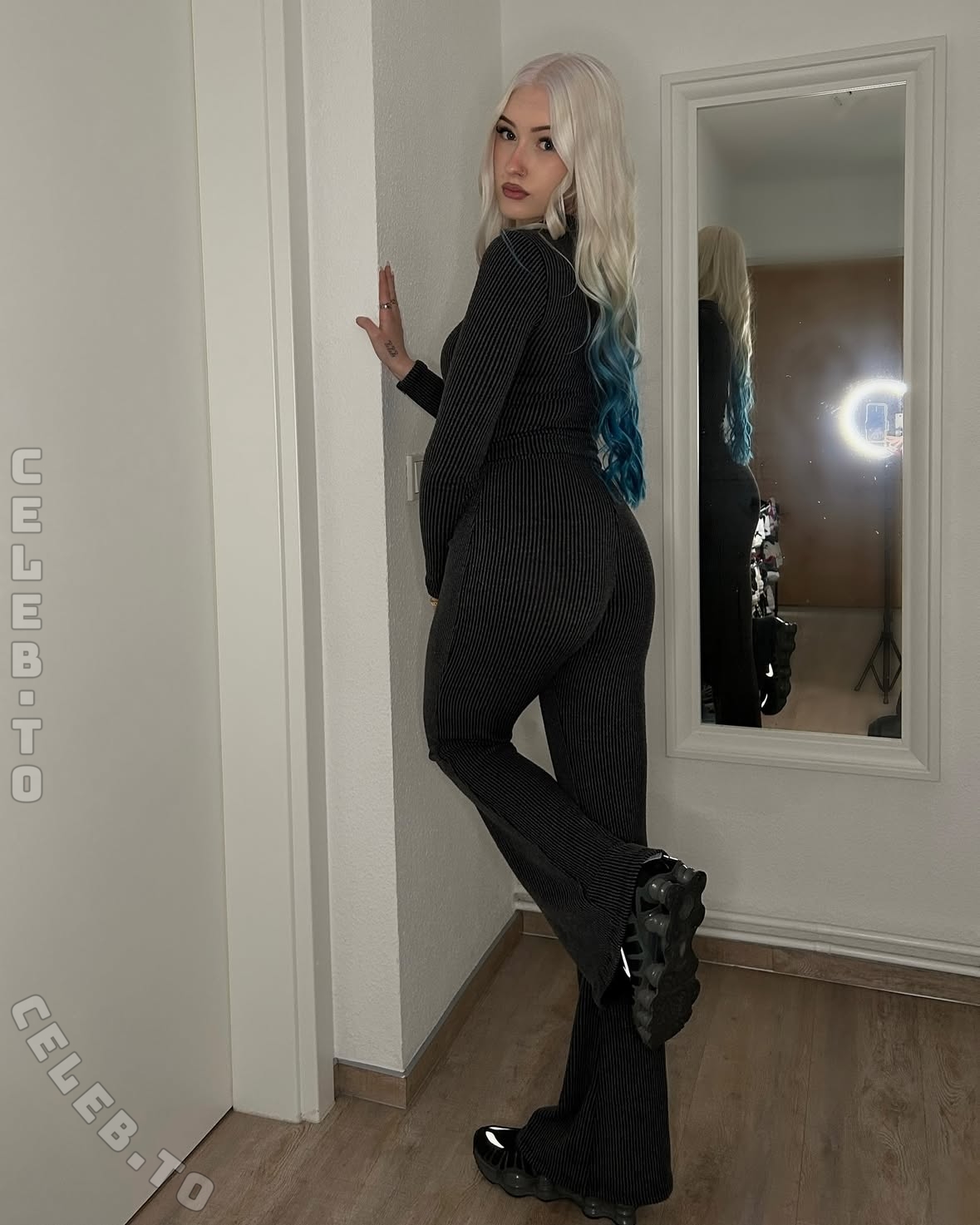 lenavsophie nude photo 6