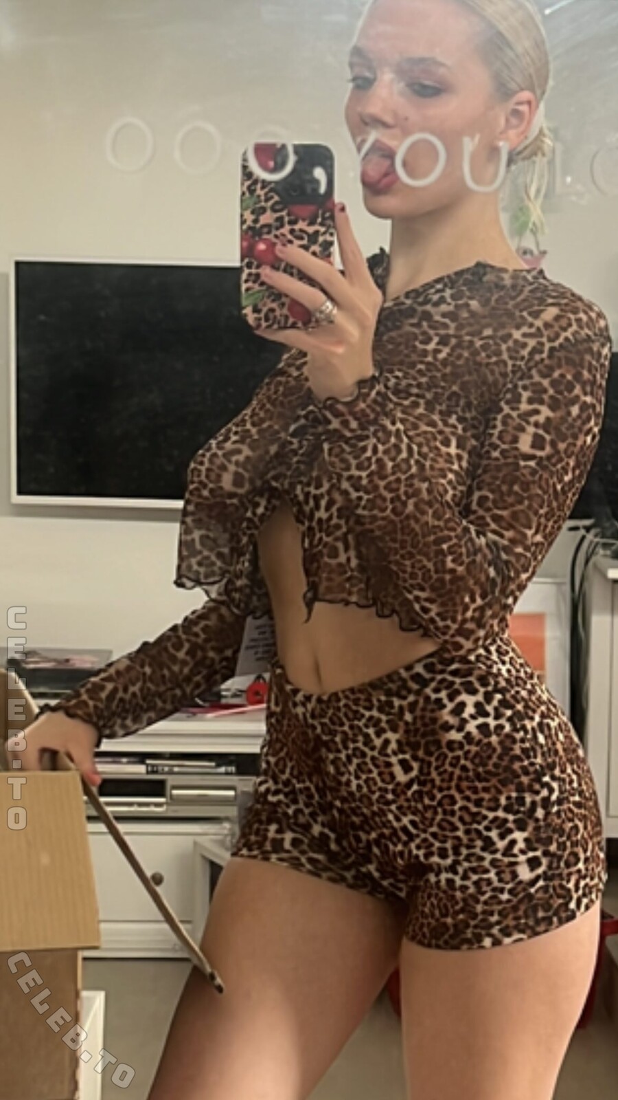 Leni Bahr nude photo 7