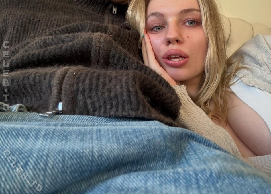 Leni Bahr nude photo 15