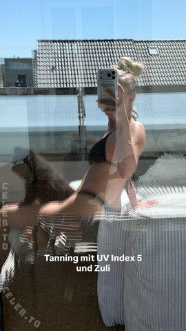 Leni Marie nude photo 7