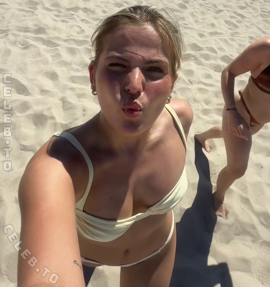 Leni Pieckenhagen nude photo 7