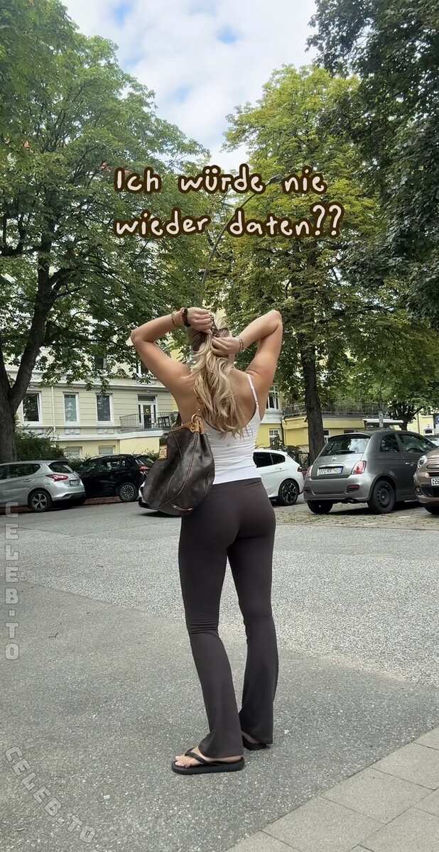 Leni Pieckenhagen nude photo 1