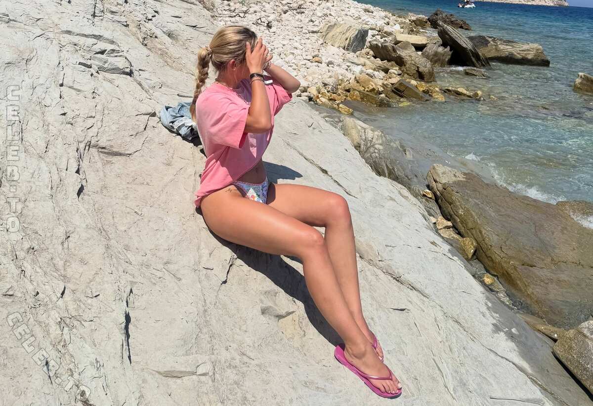 Leni Pieckenhagen nude photo 3