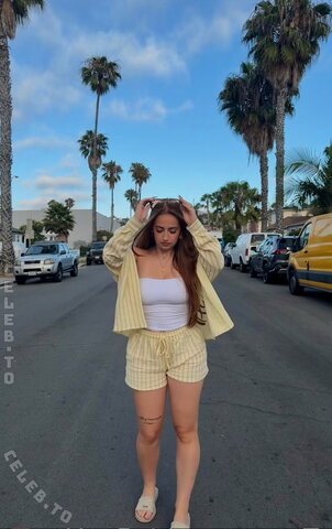 Lenia.Klm nude photo 13