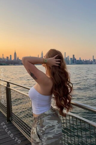 Lenia.Klm – Her body is so hot 🔥🔥