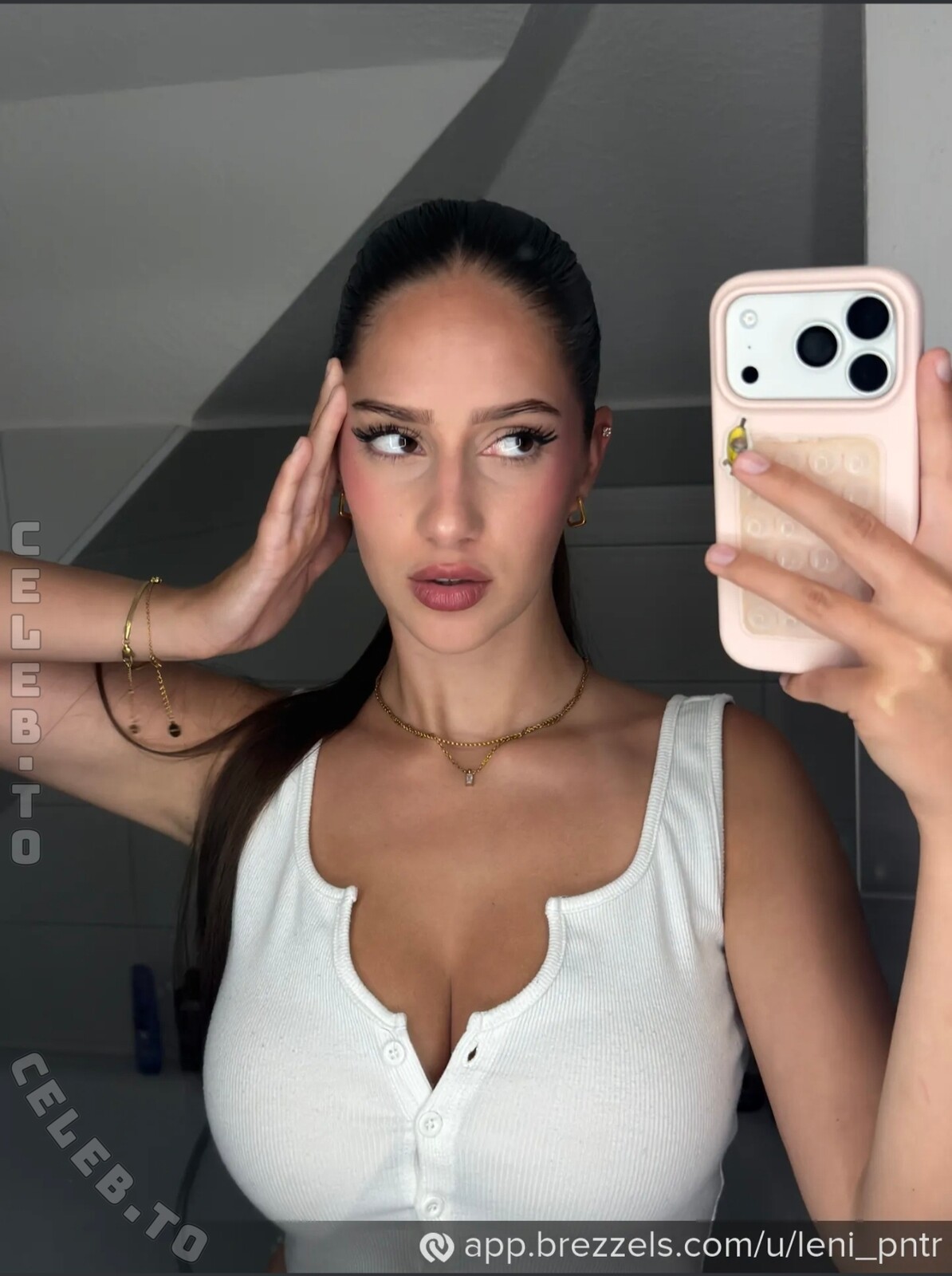 Leni_pntr nude photo 5