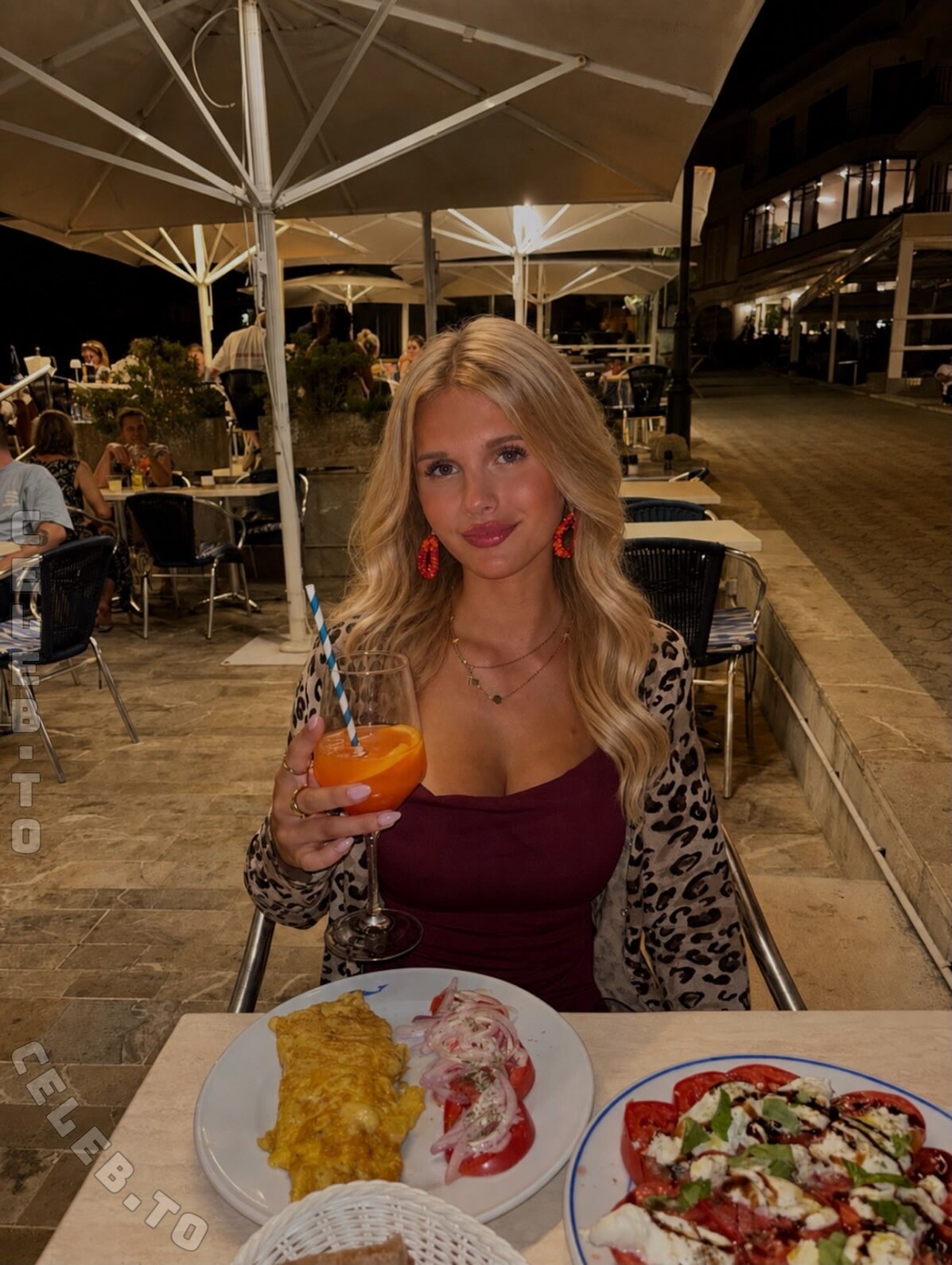 leni.zkm nude photo 10