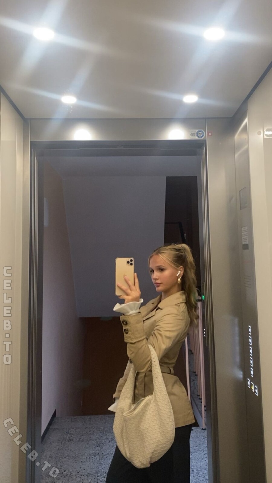 leni.zkm nude photo 2
