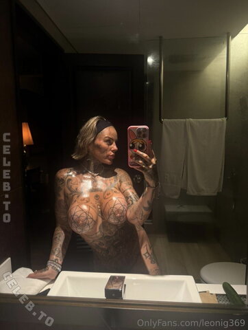 Leoni "Barbie" Baltz nude photo 9