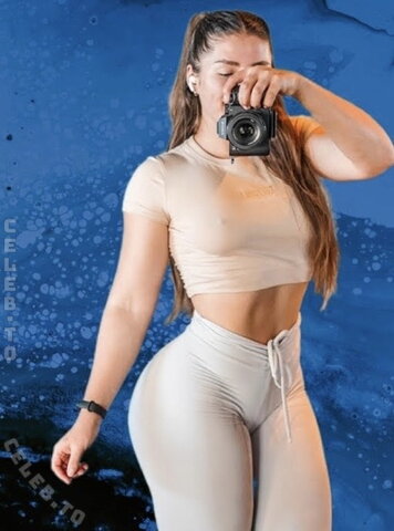 Leonie Kommoss nude photo 55