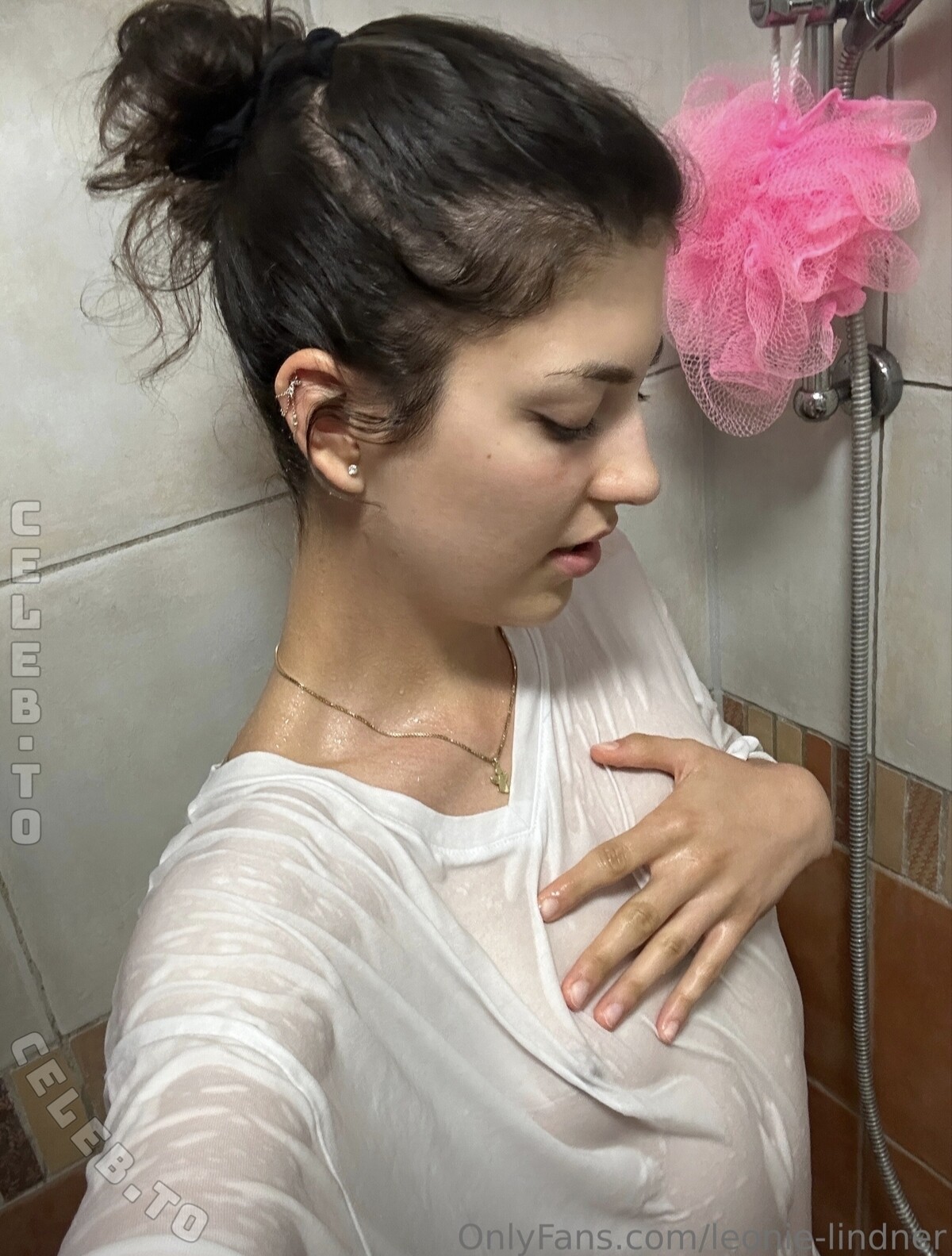 Leonie Lindner nude photo 3