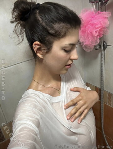 Leonie Lindner nude photo 16
