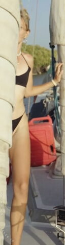 Leonie Maßmann nude photo 8