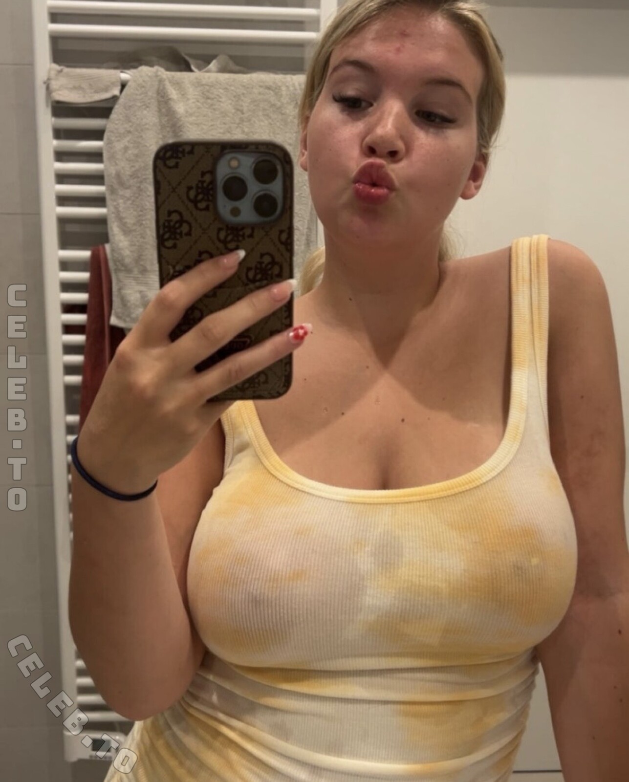 Leonieblondiii nude photo 2
