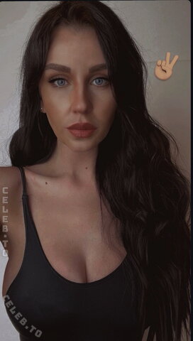 Leonie_Schnbck nude photo 3