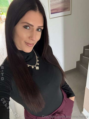 leonieschwarz nude photo 12