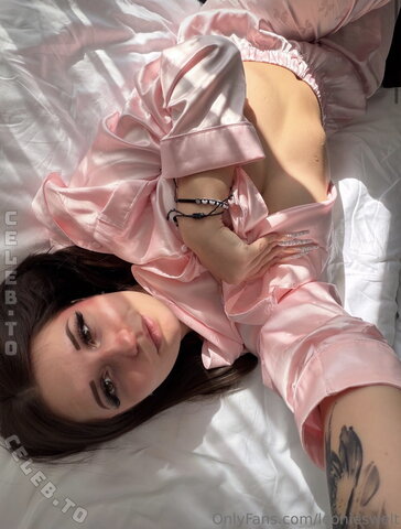 Leonieswelt nude photo 40