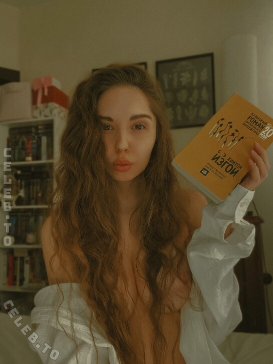 Leratlerat nude photo 7