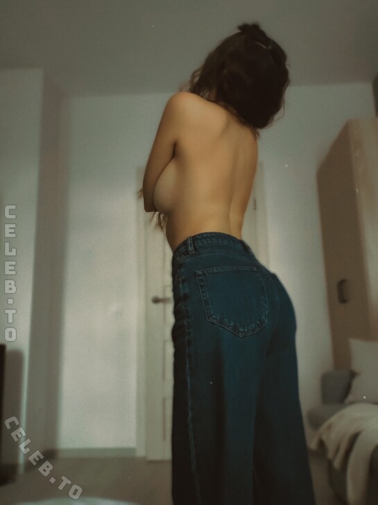 Leratlerat nude photo 3