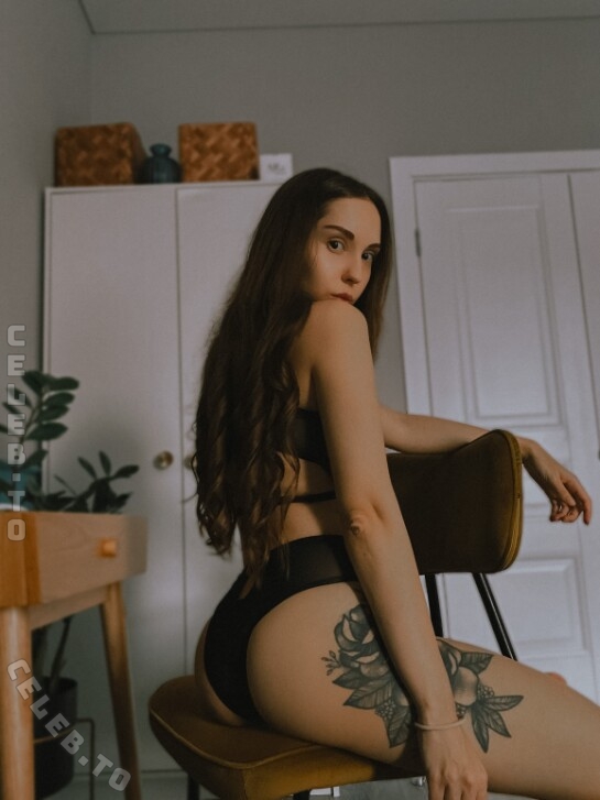 Leratlerat nude photo 6