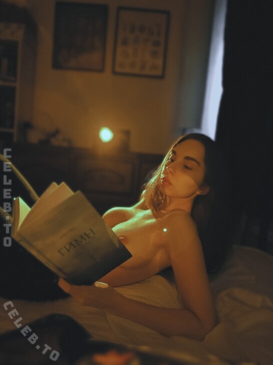 Leratlerat nude photo 8