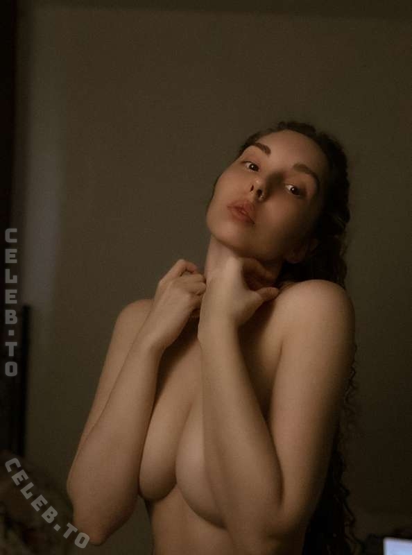 Leratlerat nude photo 12