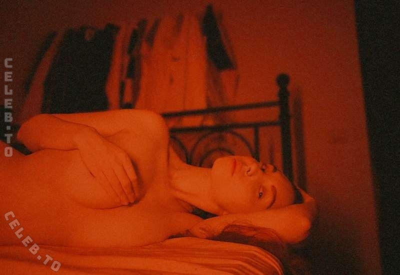 Leratlerat nude photo 3