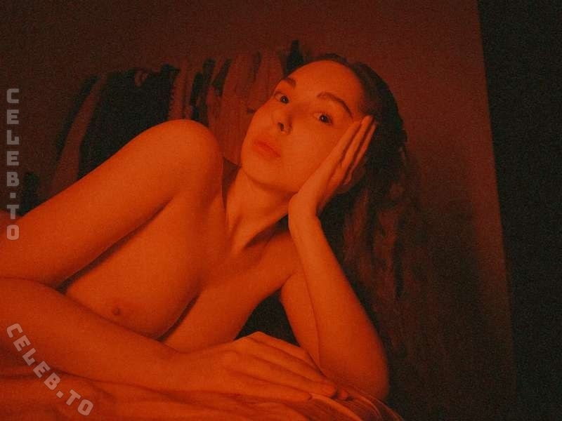 Leratlerat nude photo 16