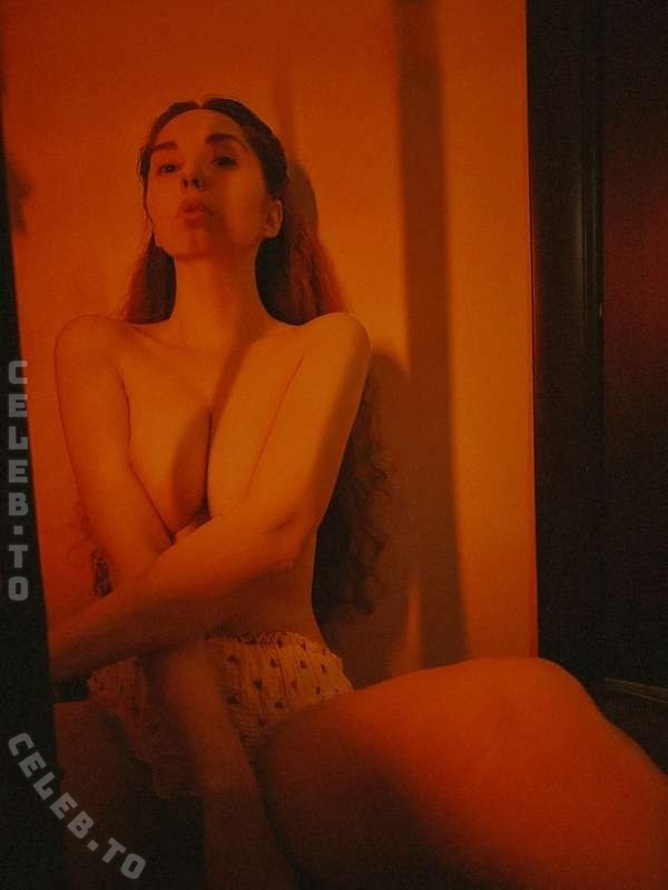 Leratlerat nude photo 18