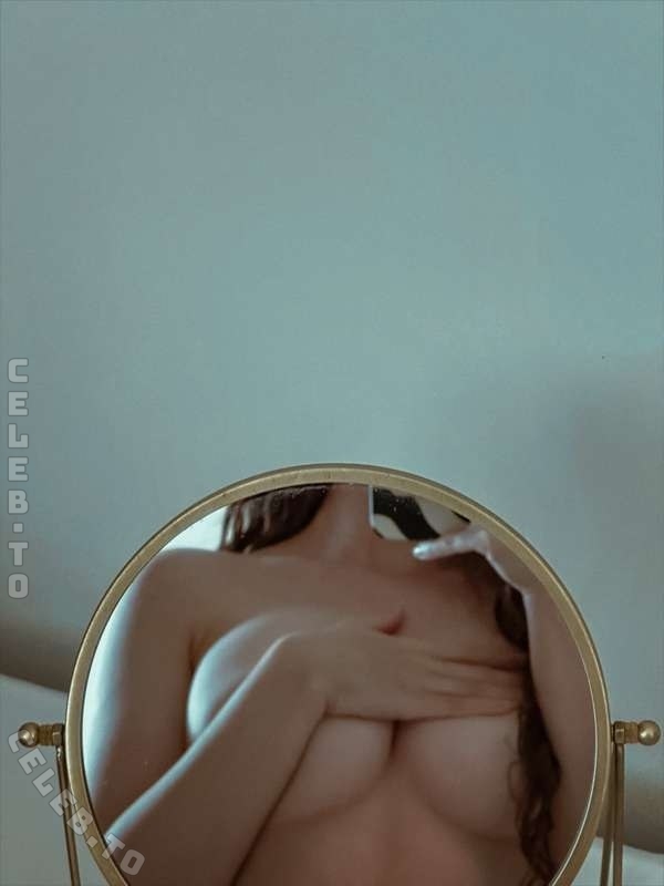 Leratlerat nude photo 11