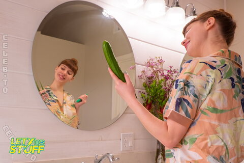 LetyDoesStuf nude photo 57