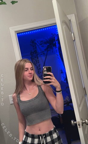 Lexi Smith nude photo 89