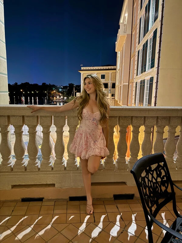 LexiRidings tiktok nude photo 2