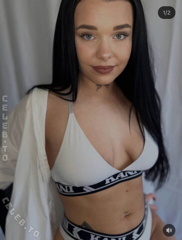 Lexxnie nude photo 3