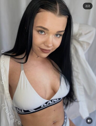 Lexxnie nude photo 2
