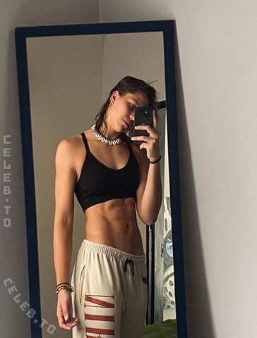 Lexxxii – Hello everyone! I am Lexi, your fit and fabulous sporty woman with a passion for staying active and always …