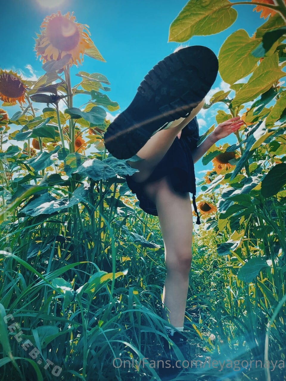 leyagornaya nude photo 4