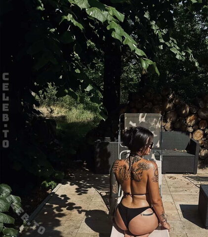 Leyalocaa – Nice Tuesday