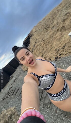 Leyla Lahouar nude photo 14