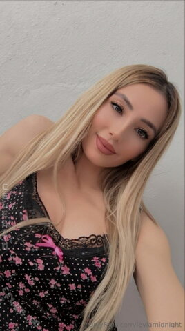 leylamidnight nude photo 14
