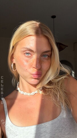 Lia Engel Sexy (1 photo)