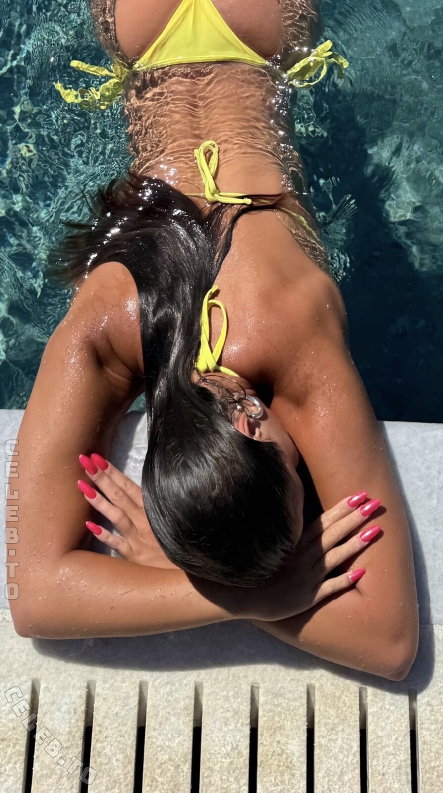 Lia Stermann nude photo 4