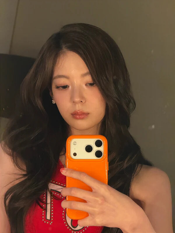 Lia nude photo 5