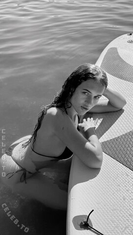Lianadaria nude photo 13