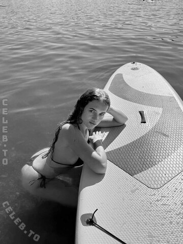 Lianadaria nude photo 2