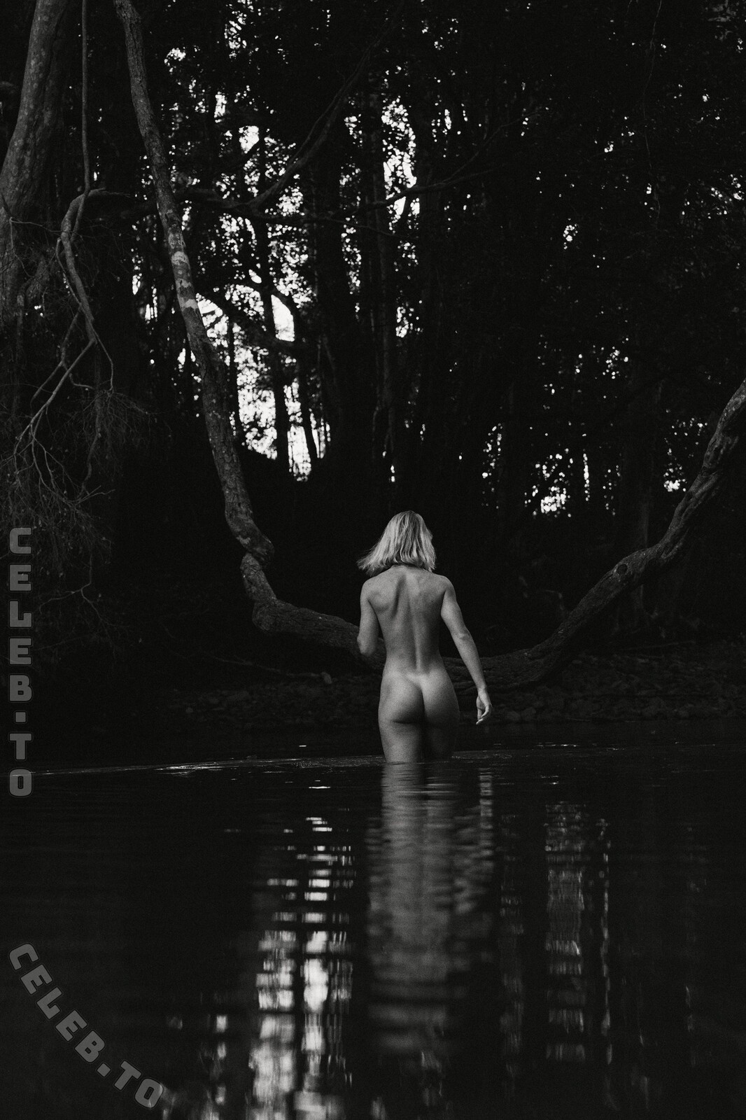 Liddiaa nude photo 7