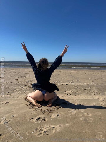Lieblings_Lena – She has a new Onlyfans account: Lieblingslenaa @lieblingslenaa doesn't have much new, but at least t…