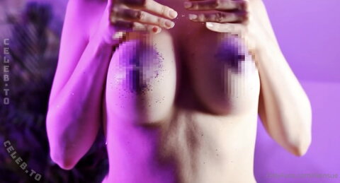 Liensue nude photo 60