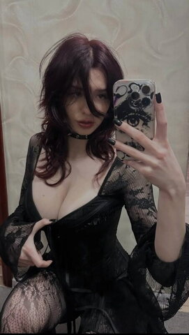 Lil fridge nude photo 2